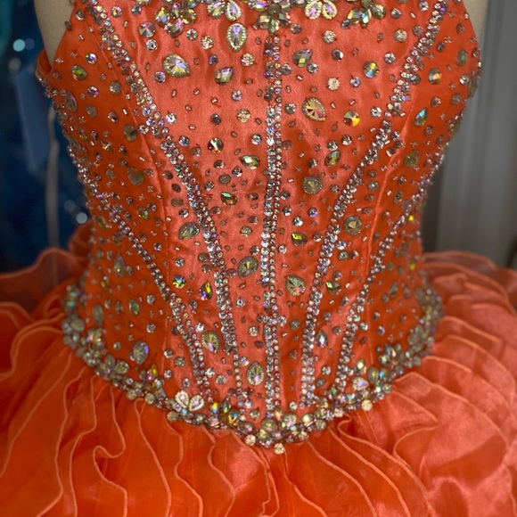Ladies pageant gown/prom dress - Picture 7 of 12